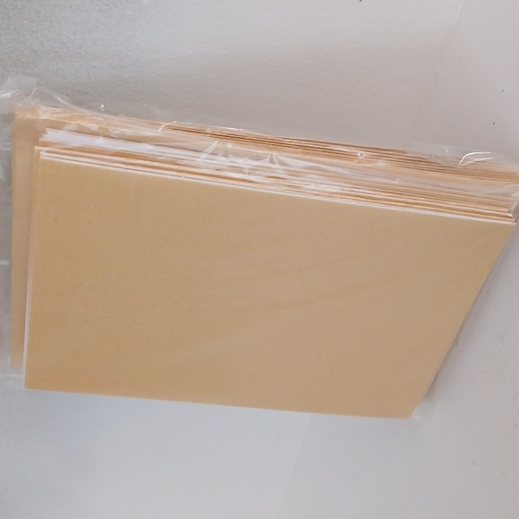 Gold Cards With Envelopes - Picture 2 of 2